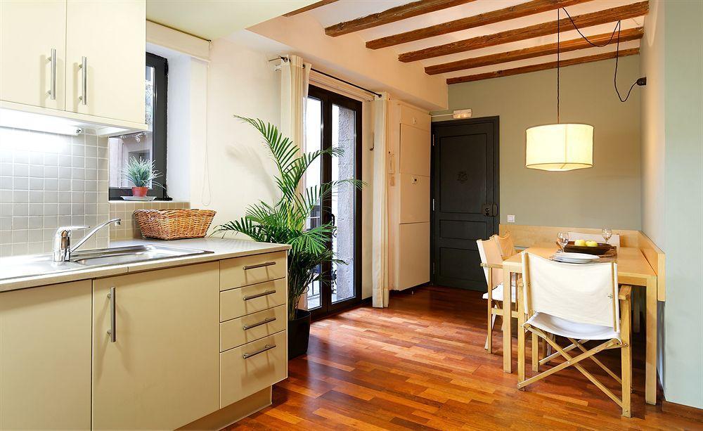 Inside Barcelona Apartments Esparteria מראה חיצוני תמונה