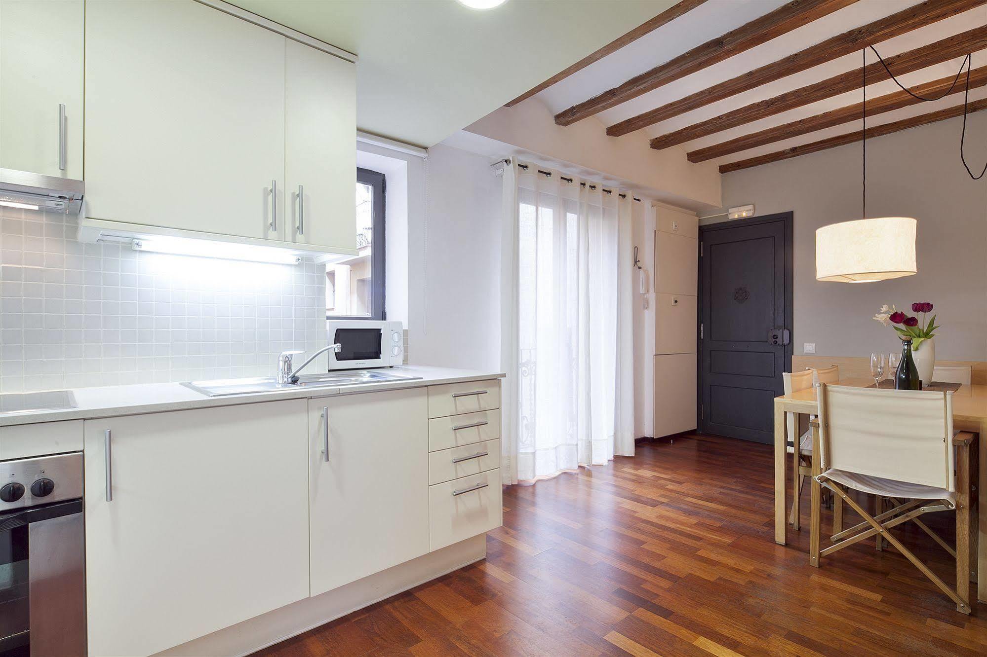 Inside Barcelona Apartments Esparteria מראה חיצוני תמונה